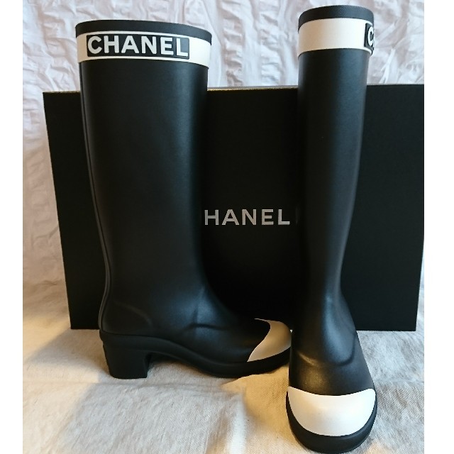 CHANEL - CHANEL・新品・レイン ブーツ黒白37・シャネル 長靴 ラバーの通販 by ちくん's shop｜シャネルならラクマ
