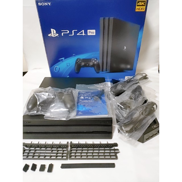 PlayStation4(プレイステーション4)のPS4 Pro 本体 CUH-7200 冷却スタンド フィルター付 エンタメ/ホビーのゲームソフト/ゲーム機本体(家庭用ゲーム機本体)の商品写真