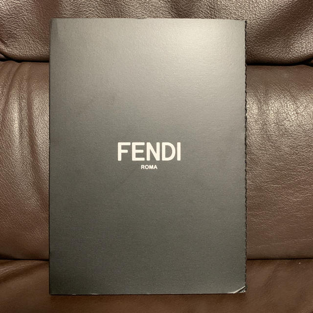 FENDI(フェンディ)のFENDI コレクションブック エンタメ/ホビーの雑誌(ファッション)の商品写真