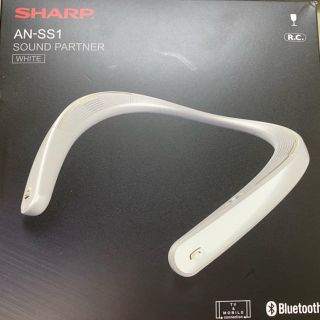 シャープ(SHARP)のストライク777様専用　シャープ　AN-SS1 ウェアラブルネックスピーカー(ヘッドフォン/イヤフォン)