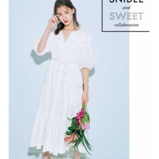 スナイデル(SNIDEL)のSNIDEL 新木優子着用　2020SS ティアードコットンワンピース(ロングワンピース/マキシワンピース)