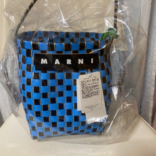 Marni(マルニ)のMARNI マルニ　フラワーカフェ　ワンハンドルバッグ　ピクニックバッグ  レディースのバッグ(かごバッグ/ストローバッグ)の商品写真