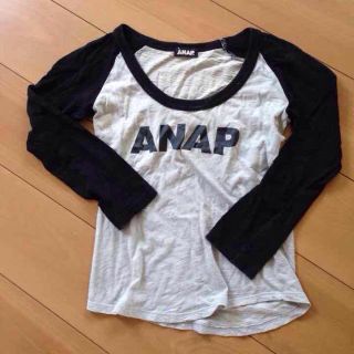 アナップ(ANAP)のANAP ロンT(カットソー(長袖/七分))