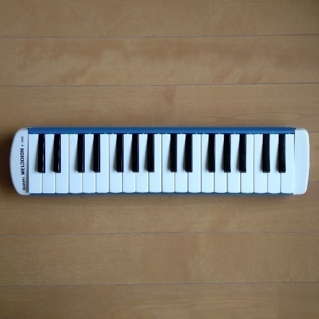 スズキ(スズキ)の鍵盤ハーモニカ　スズキ　メロディオン　A-34C 楽器の鍵盤楽器(その他)の商品写真