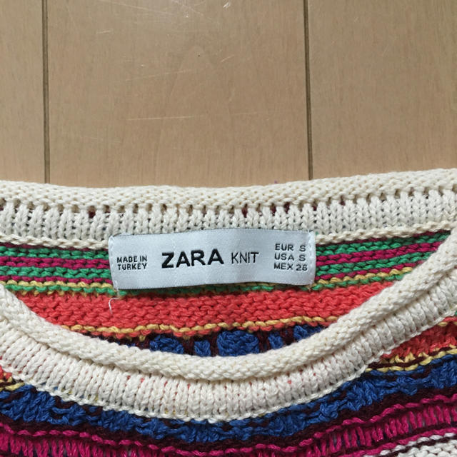 ZARA(ザラ)の【Zara】マルチボーダーニットキャミソール　Sサイズ レディースのトップス(キャミソール)の商品写真