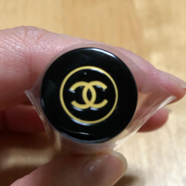 CHANEL(シャネル)のCHANEL ファンデーション用ブラシ コスメ/美容のメイク道具/ケアグッズ(チーク/フェイスブラシ)の商品写真