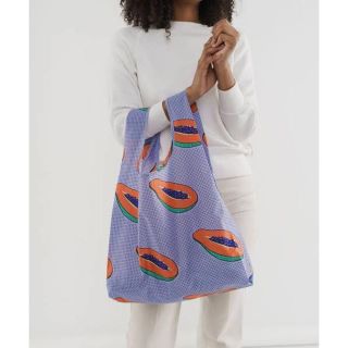 ビームス(BEAMS)のSTANDARD BAGGU エコバッグ バグー 新品 パパイヤ 完売(エコバッグ)