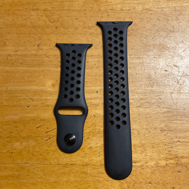 Apple(アップル)のApple Watch series 4,5 44mm Nikeバンド メンズの時計(ラバーベルト)の商品写真