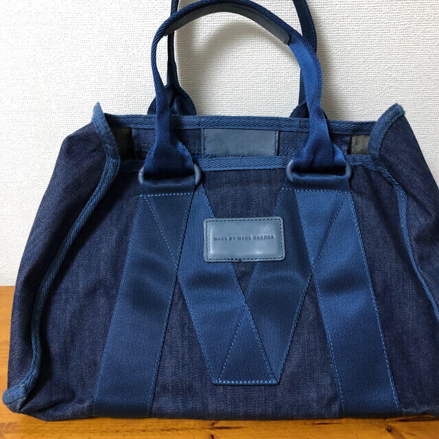 MARC BY MARC JACOBS(マークバイマークジェイコブス)のMARC BY MARC JACOBS レディースのバッグ(トートバッグ)の商品写真