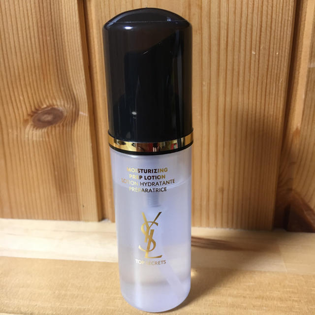 Yves Saint Laurent Beaute(イヴサンローランボーテ)の〈YSL〉ノベルティポーチ♡ローション付 レディースのファッション小物(ポーチ)の商品写真