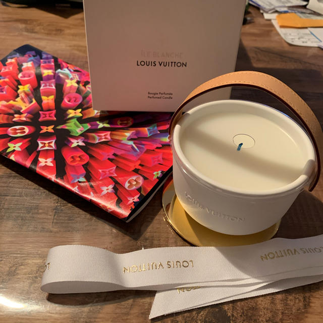 LOUIS VUITTON - ヴィトン♡新品未使用♡キャンドルの通販 by LOUIS VUITTON - ヴィトン♡新品未使用♡キャンドルの通販 by