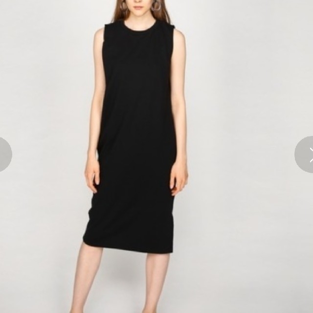 moussy(マウジー)の●Ⅰマウジー 未使用タグ付き SHOULDER TUCK SLEEVELESS  レディースのワンピース(ひざ丈ワンピース)の商品写真