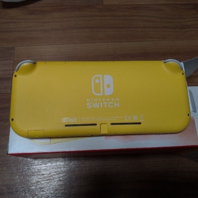 Nintendo Switch Lite イエロー