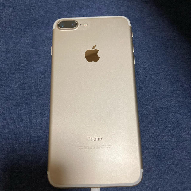 Apple(アップル)のあいさん専用　iPhone7 plus 32GB ゴールド スマホ/家電/カメラのスマートフォン/携帯電話(スマートフォン本体)の商品写真