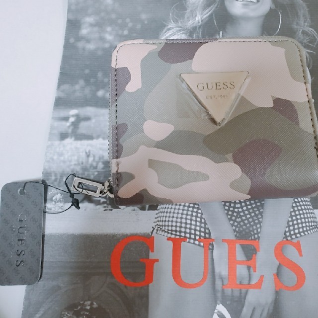 【大人気】GUESS ゲス 財布 カモフラージュ 迷彩柄 ♡ メンズのファッション小物(長財布)の商品写真