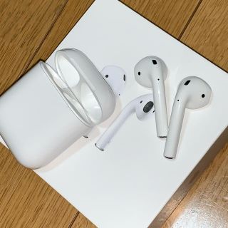 アップル(Apple)のAirPods 第2世代　MV7N2J/A (ヘッドフォン/イヤフォン)