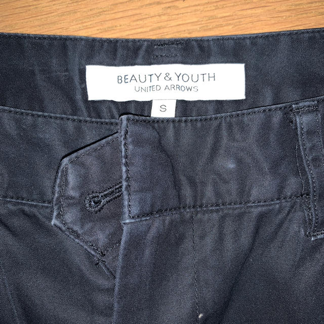 BEAUTY&YOUTH UNITED ARROWS(ビューティアンドユースユナイテッドアローズ)の黒 ショートパンツ BEAUTY & YOUTH レディースのパンツ(ショートパンツ)の商品写真