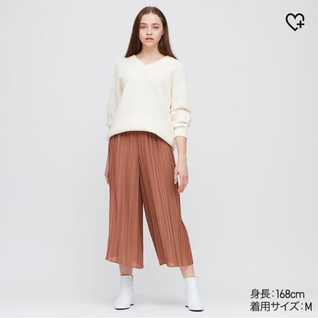 UNIQLO(ユニクロ)の2点おまとめ　ユニクロ　シフォンプリーツスカートパンツ レディースのパンツ(カジュアルパンツ)の商品写真