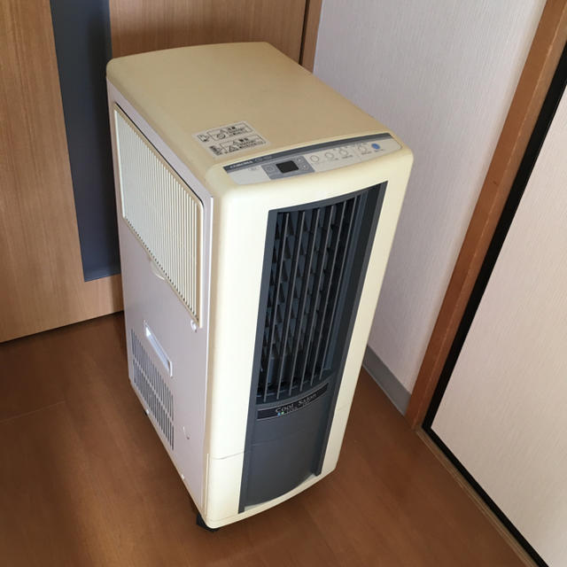 品 CORONA/コロナ クールサロン 送風/冷風/除湿 CD-103 - 季節、空調家電 品 CORONA/コロナ クールサロン 送風/冷風/除湿 CD-103 - 季節、空調家電