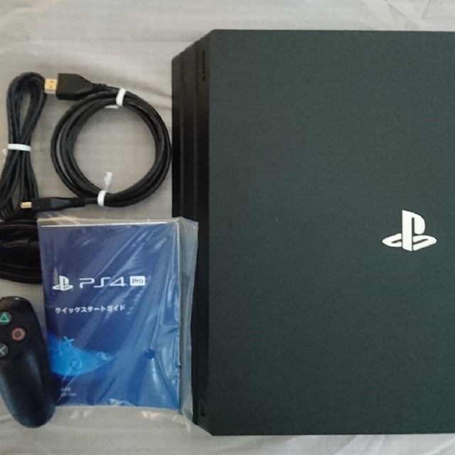 PlayStation4(プレイステーション4)の送料込み PlayStation4 Pro CUH-7200BB01 エンタメ/ホビーのゲームソフト/ゲーム機本体(家庭用ゲーム機本体)の商品写真