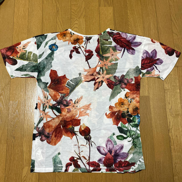 ZARA(ザラ)のZARA T花柄シャツ メンズのトップス(Tシャツ/カットソー(半袖/袖なし))の商品写真