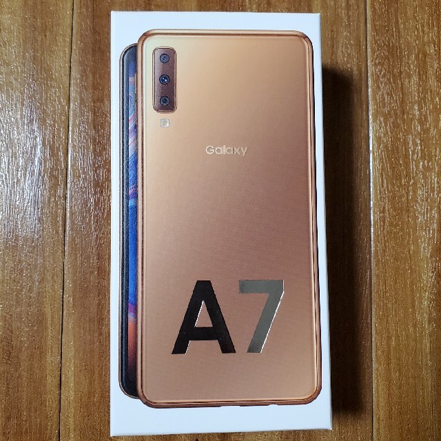 スマートフォン/携帯電話【新品未開封】Samsung Galaxy A7 ゴールド ...