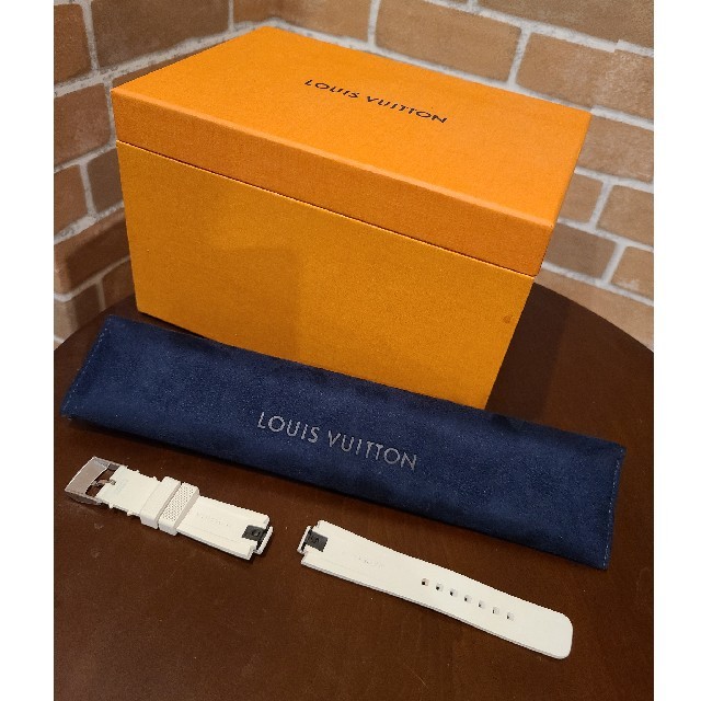 LOUIS VUITTON(ルイヴィトン)のLouis Vuitton QA004 ダミエグラフィット タンブールホライゾン メンズの時計(腕時計(デジタル))の商品写真