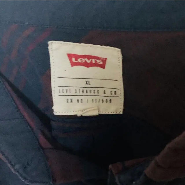 Levi's(リーバイス)の大人気★levi's★メンズ★シャツ★リーバイス★ブラック★長袖 メンズのトップス(シャツ)の商品写真