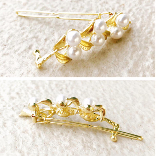 Ameri VINTAGE(アメリヴィンテージ)のgold leaf moon & pearl hair pin *ヘアピン レディースのヘアアクセサリー(ヘアピン)の商品写真