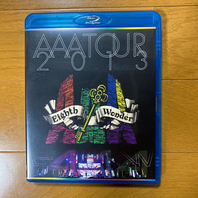 AAA(トリプルエー)のAAA　TOUR　2013　Eighth　Wonder Blu-ray エンタメ/ホビーのDVD/ブルーレイ(ミュージック)の商品写真