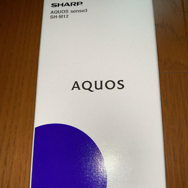 AQUOS(アクオス)のsharp aquos sh-m12  ブラック スマホ/家電/カメラのスマートフォン/携帯電話(スマートフォン本体)の商品写真