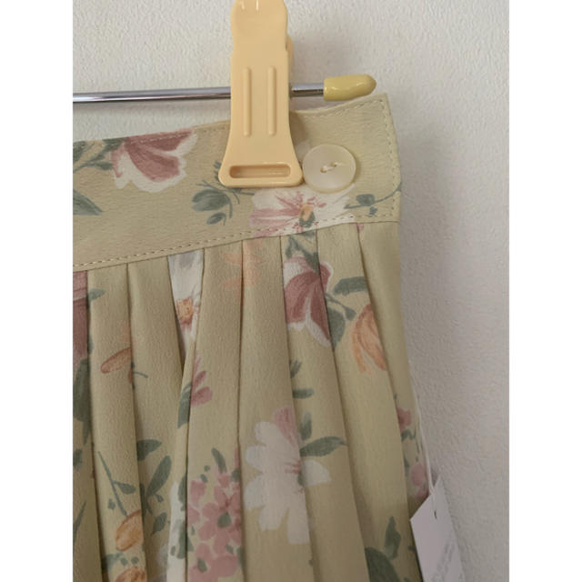 ベルメゾン(ベルメゾン)のベルメゾン　花柄プリーツスカート レディースのスカート(ロングスカート)の商品写真