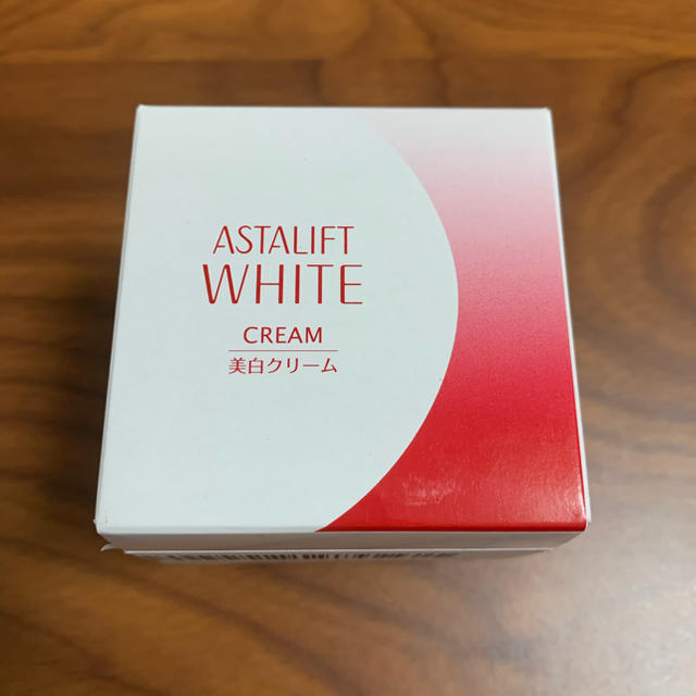 ASTALIFT(アスタリフト)のアスタリフト　美白クリーム コスメ/美容のスキンケア/基礎化粧品(フェイスクリーム)の商品写真