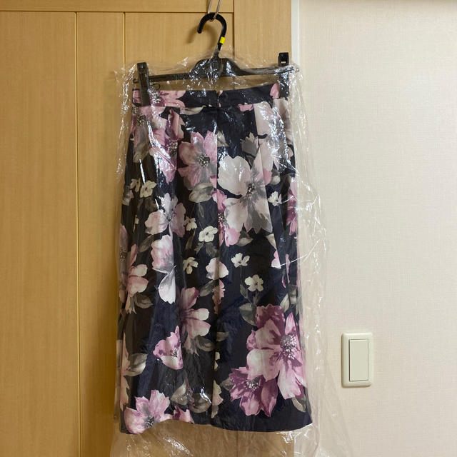 Rirandture(リランドチュール)のリランドチュール　フラワースカート レディースのスカート(ひざ丈スカート)の商品写真