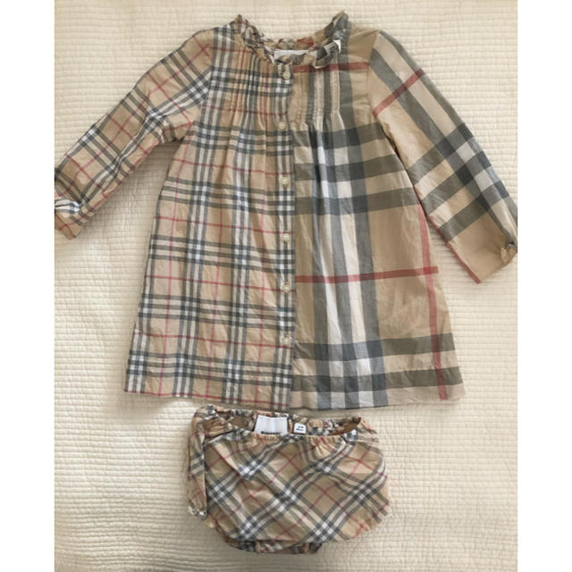 BURBERRY(バーバリー)のJUJU様専用　Burberry キッズワンピース　ブルマ付き　80 キッズ/ベビー/マタニティのベビー服(~85cm)(ワンピース)の商品写真