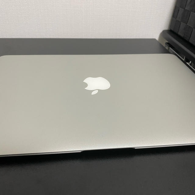 美品　mac book air core i5