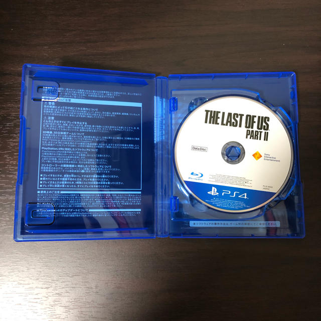 PlayStation4(プレイステーション4)のPS4ソフト THE LAST OF US 2 ラストオブアス2 送料無料  エンタメ/ホビーのゲームソフト/ゲーム機本体(家庭用ゲームソフト)の商品写真