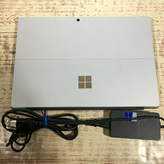 美品 Surface Pro4 Core i5 6300U 4GB/128GB 1