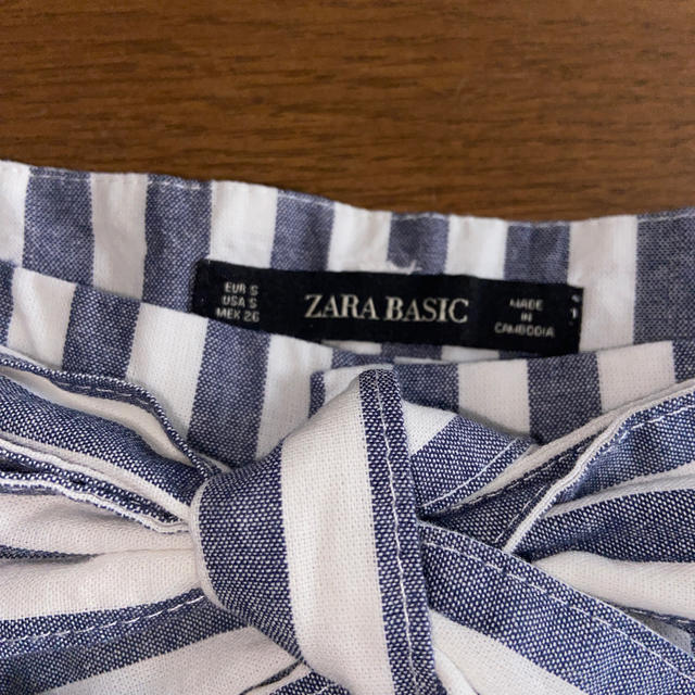 ZARA(ザラ)のZARA ストライプパンツ【一回着用】 レディースのパンツ(カジュアルパンツ)の商品写真