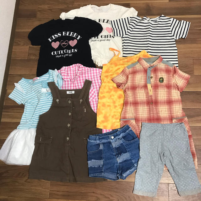 BeBe(ベベ)の女の子　夏服　１２０ まとめ売り　セット キッズ/ベビー/マタニティのキッズ服女の子用(90cm~)(Tシャツ/カットソー)の商品写真