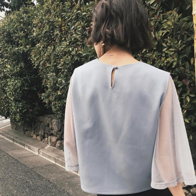 Ameri VINTAGE(アメリヴィンテージ)のSEETHROUGH LAYERED TOP！アメリameri レディースのトップス(カットソー(半袖/袖なし))の商品写真