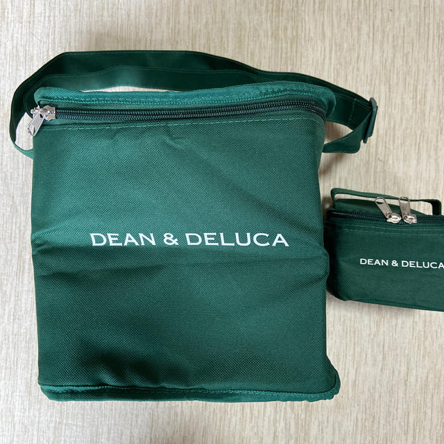 DEAN & DELUCA(ディーンアンドデルーカ)のGLOW2018年8月号付録ディーン&デルーカ　保冷バッグ レディースのファッション小物(ポーチ)の商品写真