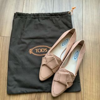 トッズ(TOD'S)の新品　トッズ　ローファー　(ローファー/革靴)