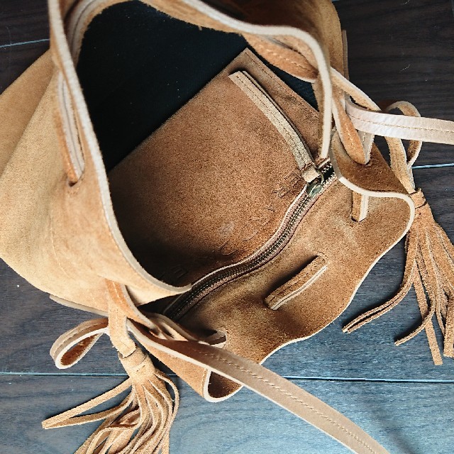TOMORROWLAND(トゥモローランド)のGerard Darel ジェラールダレル スェード巾着型ショルダーバッグ レディースのバッグ(ショルダーバッグ)の商品写真
