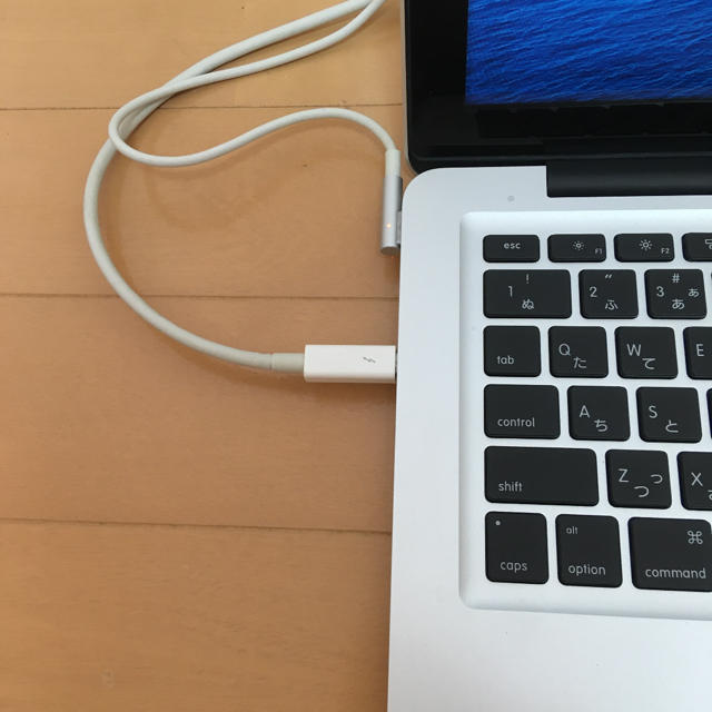 送料無料!Apple Thunderbolt Display 27インチ。元箱。 送料無料!Apple Thunderbolt Display 27インチ。元箱。