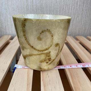 ワタシノヘヤ(私の部屋)の貝殻を貼り合わせたコップ(食器)