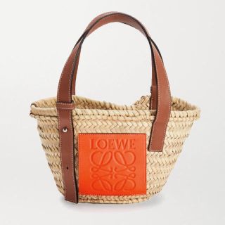 ロエベ(LOEWE)のLoewe カゴバッグ バスケットバッグ　Sサイズ　ネオンオレンジ(かごバッグ/ストローバッグ)