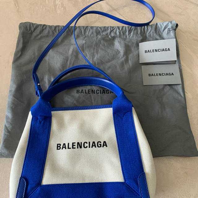 Balenciaga(バレンシアガ)のバレンシアガ　トートバッグ　ネイビーカバXS 超美品 レディースのバッグ(トートバッグ)の商品写真