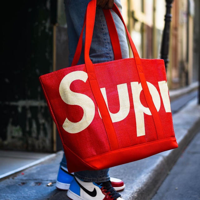 supremeトートバッグ-