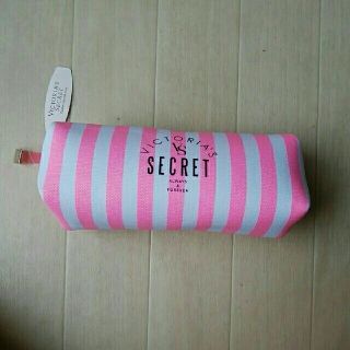 ヴィクトリアズシークレット(Victoria's Secret)の【新品】Victoria's Secret ラウンドポーチ USA(ポーチ)